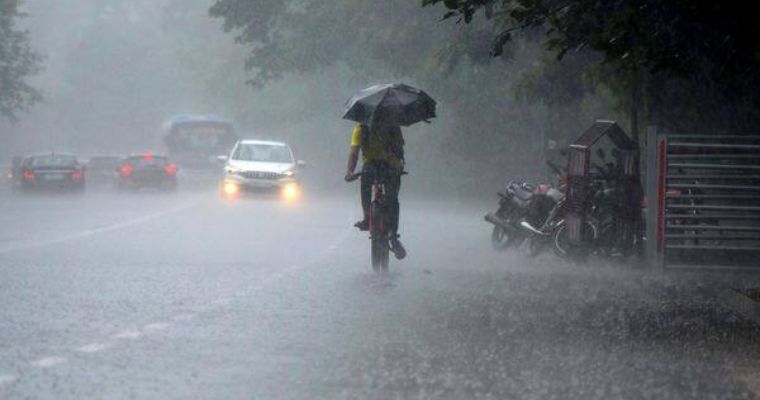 Himanchal Weather:  मौसम का बदला मिजाज ,छह जिलों में बारिश – बर्फबारी के आसार